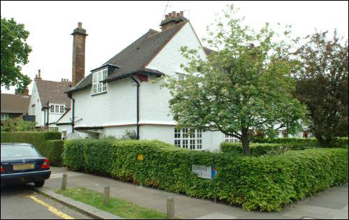 152 Hampstead Way